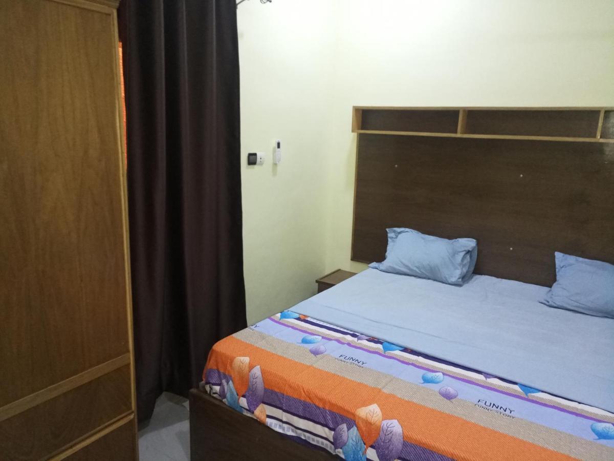 אואגדוגו Residence Lynda Prestige מראה חיצוני תמונה