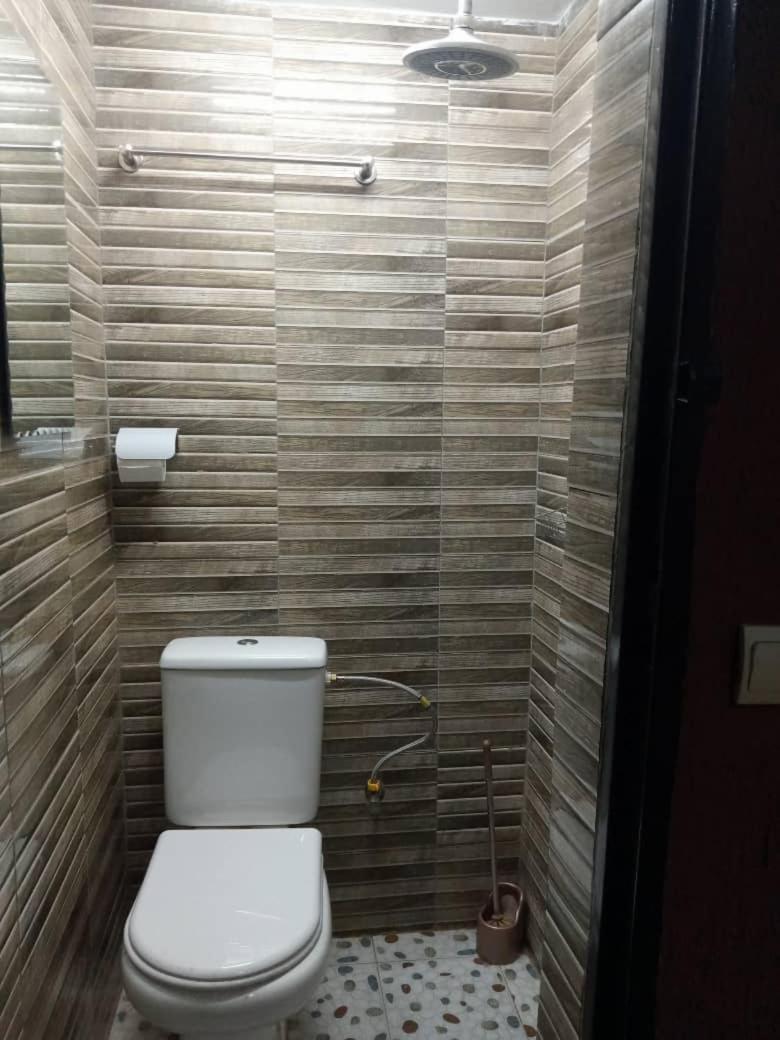 אואגדוגו Residence Lynda Prestige מראה חיצוני תמונה