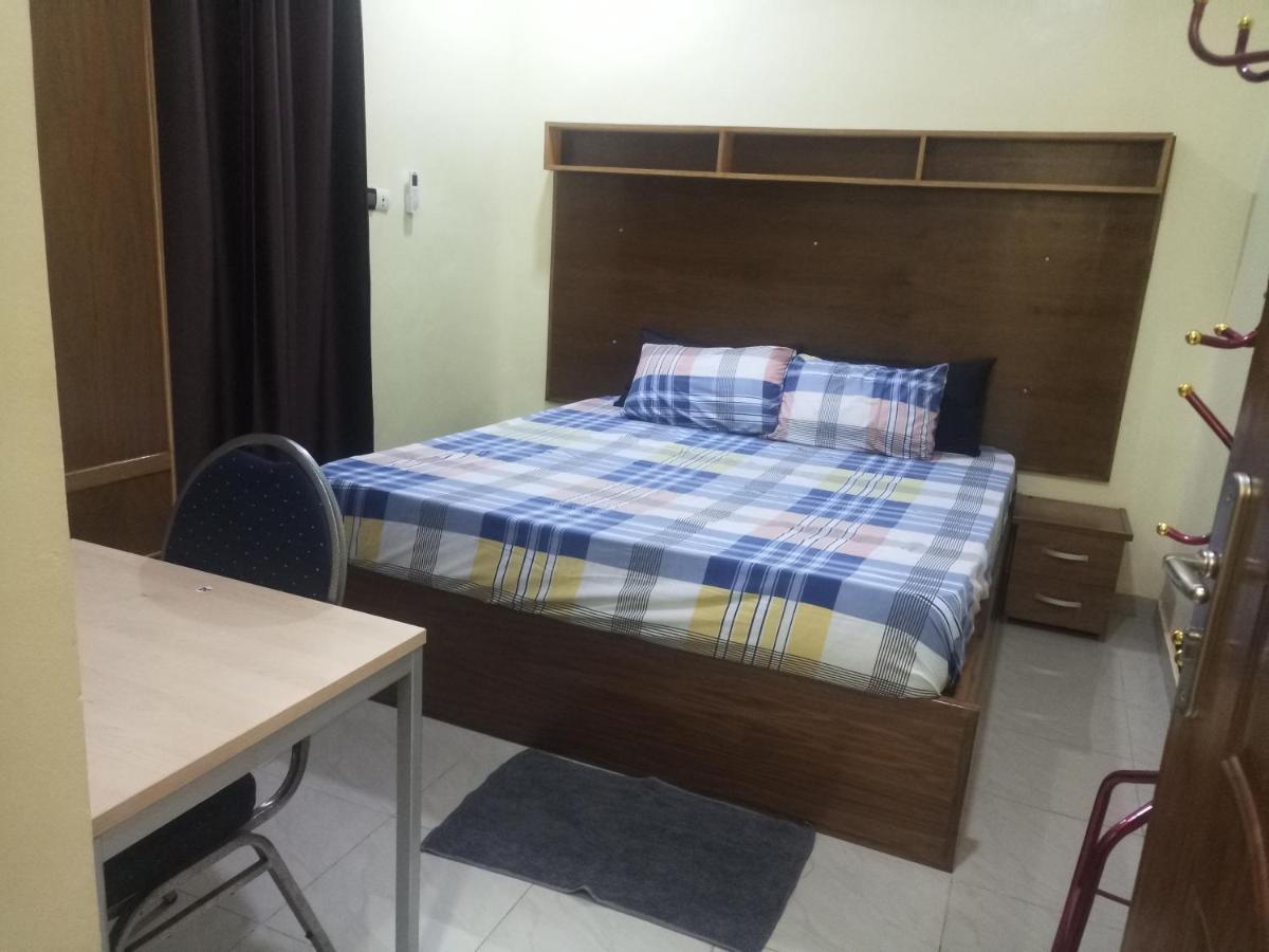 אואגדוגו Residence Lynda Prestige מראה חיצוני תמונה