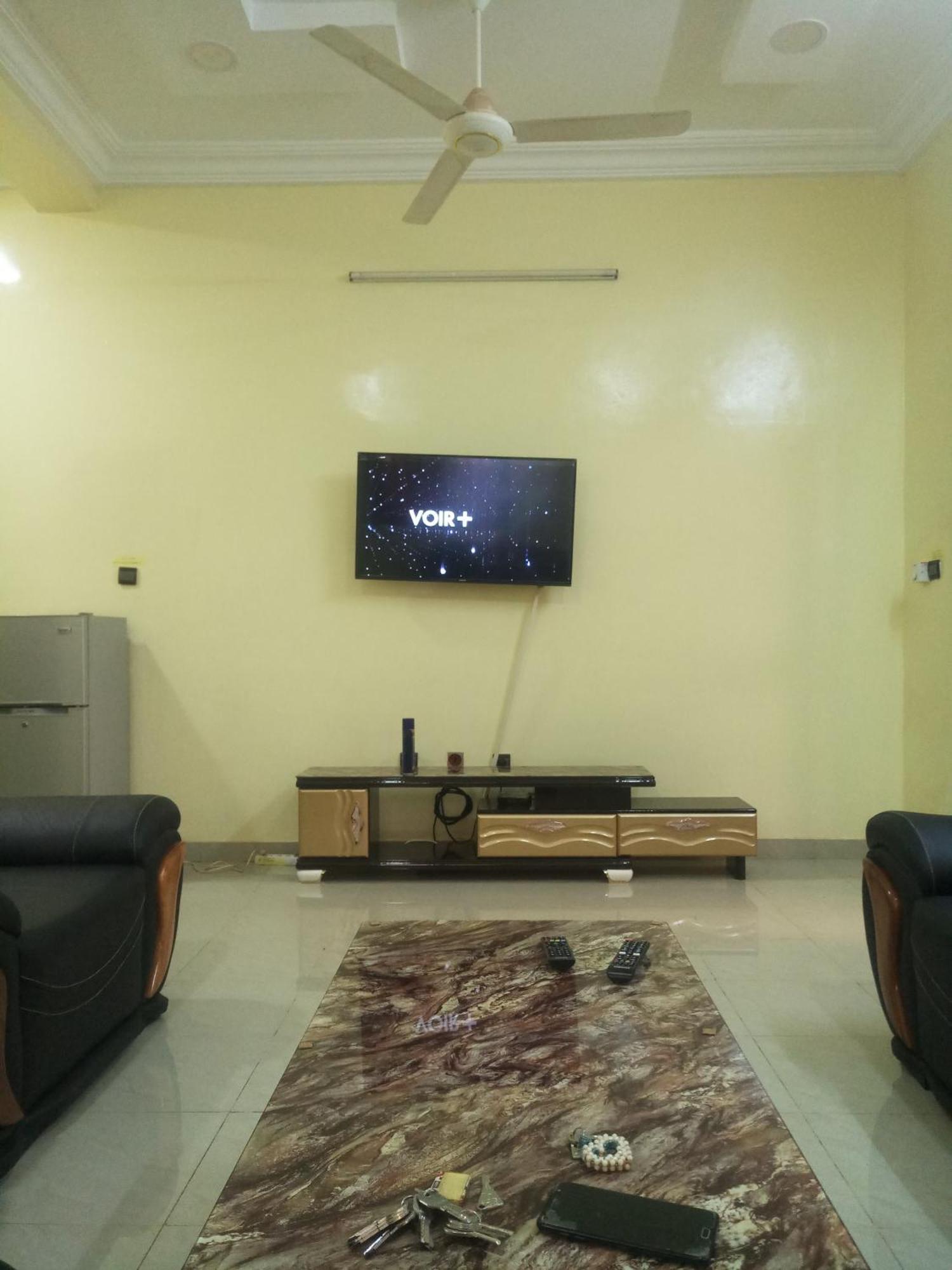 אואגדוגו Residence Lynda Prestige חדר תמונה